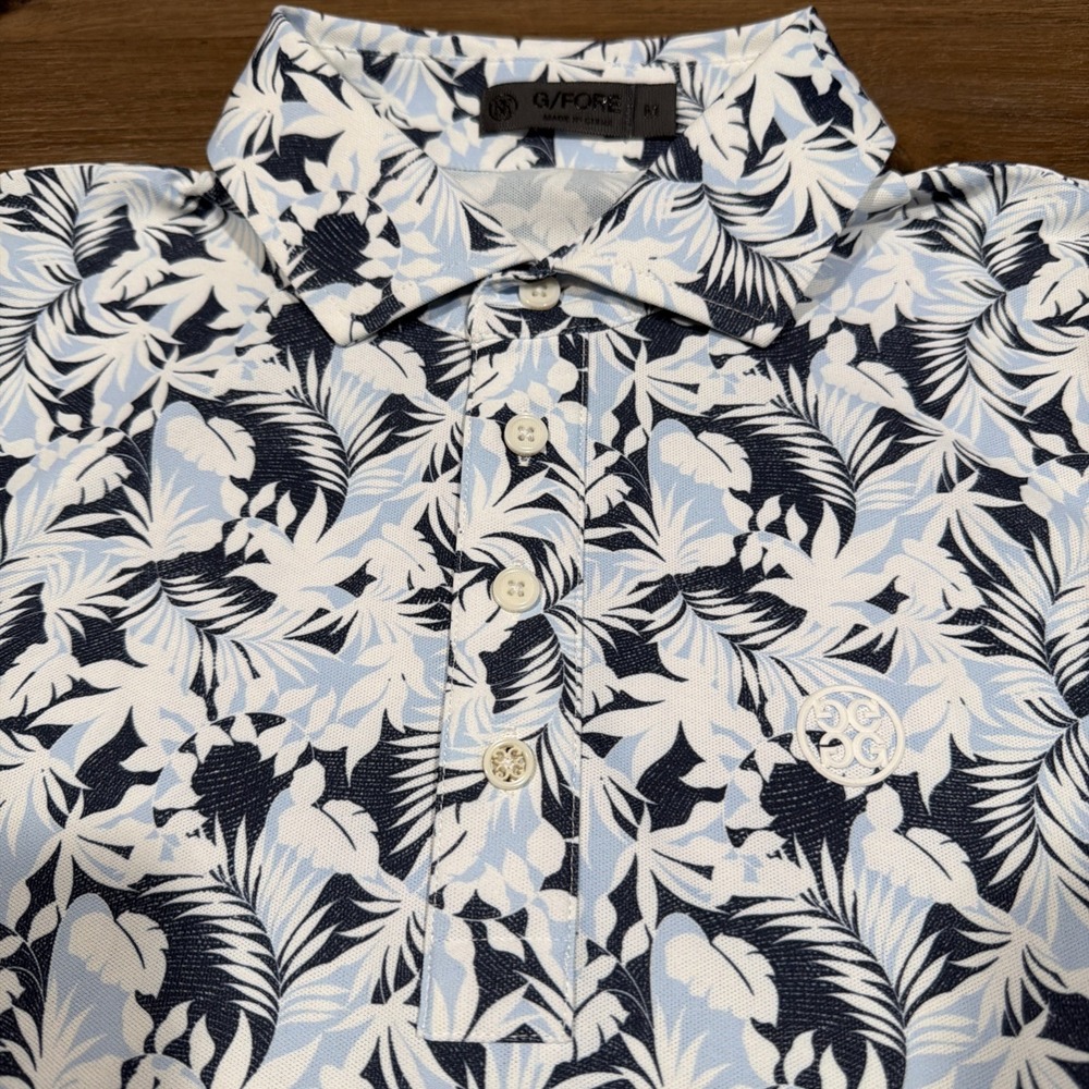 G/FORE Polo Shirt Mens MEDIUM White Blue Floral Golf Palm Fronds Tech Pique Logo